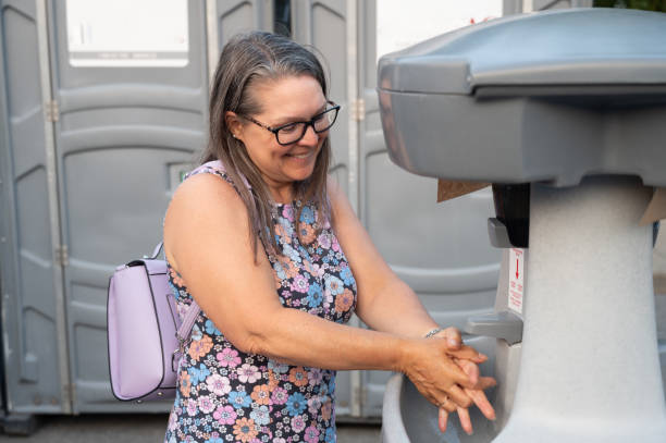 Best Porta potty delivery and setup  in Little Rock, AR